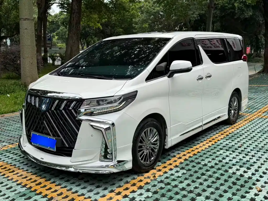 Toyota Alphard 2020