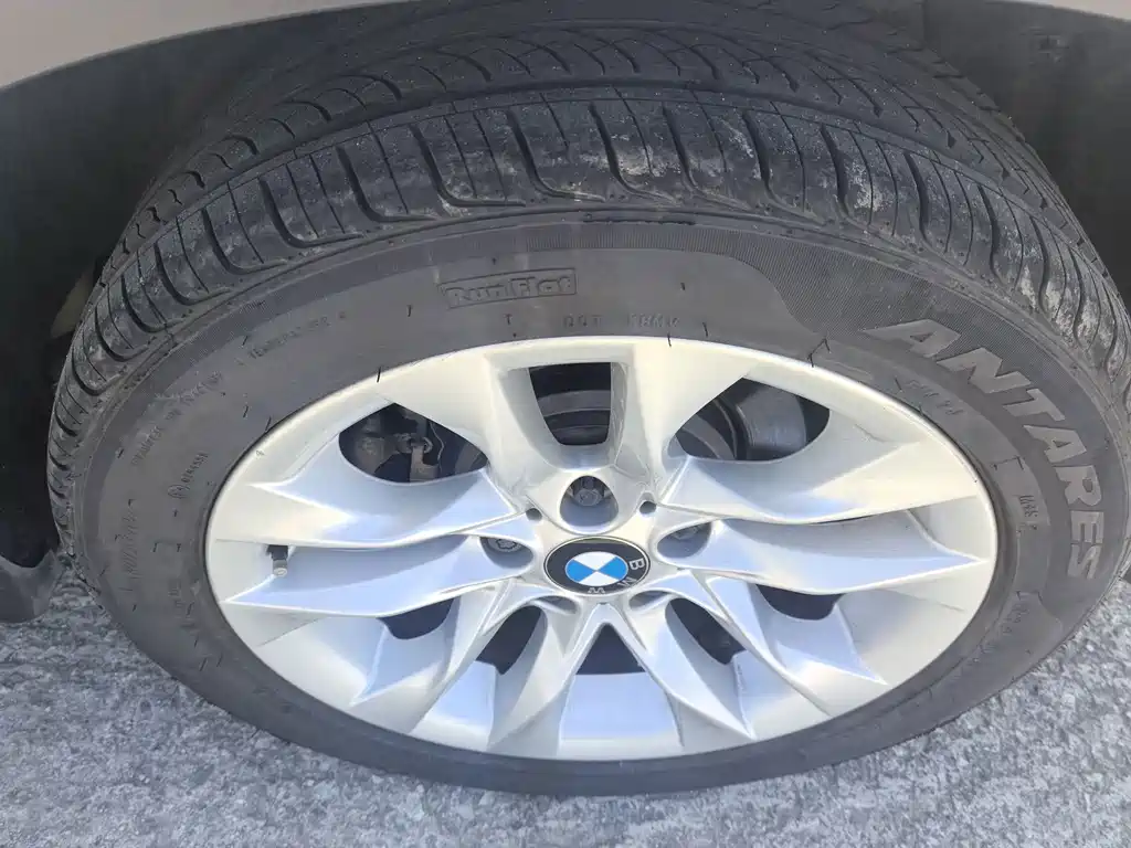 BMW X1 2016 — фото 10