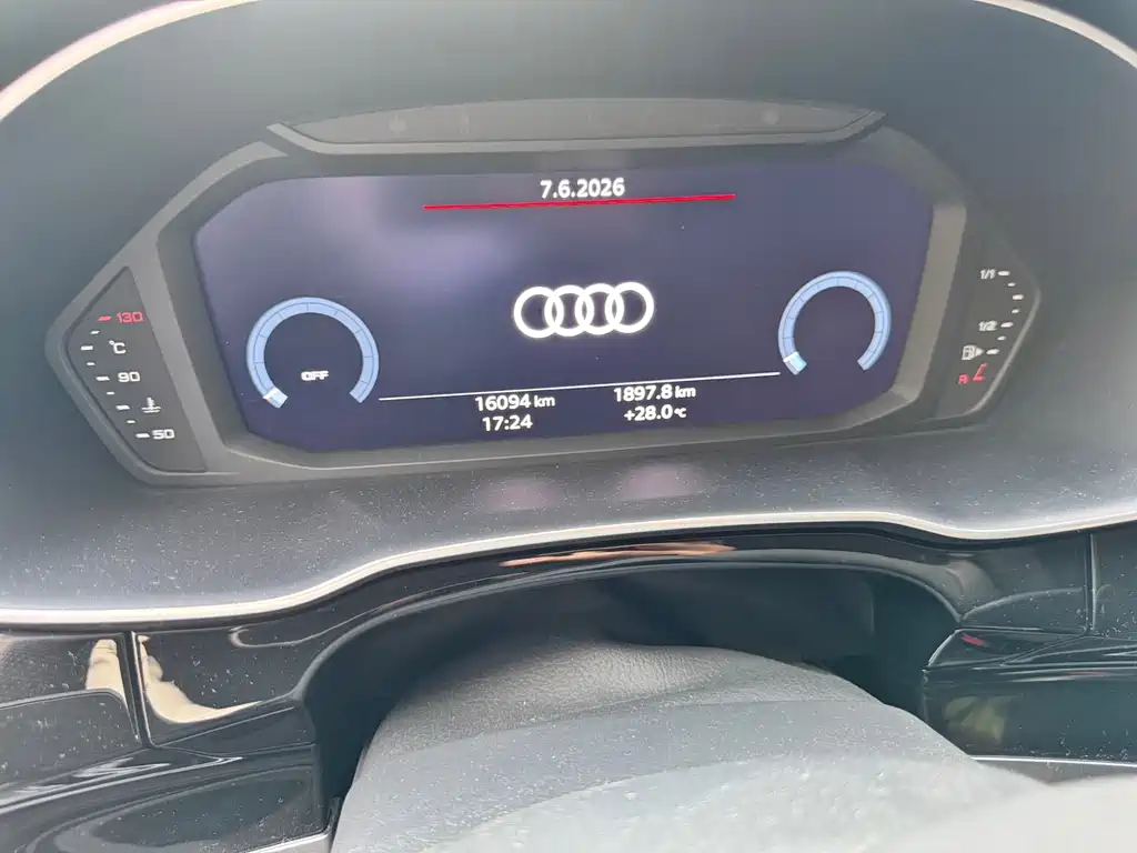 Audi Q3 2022 — фото 10