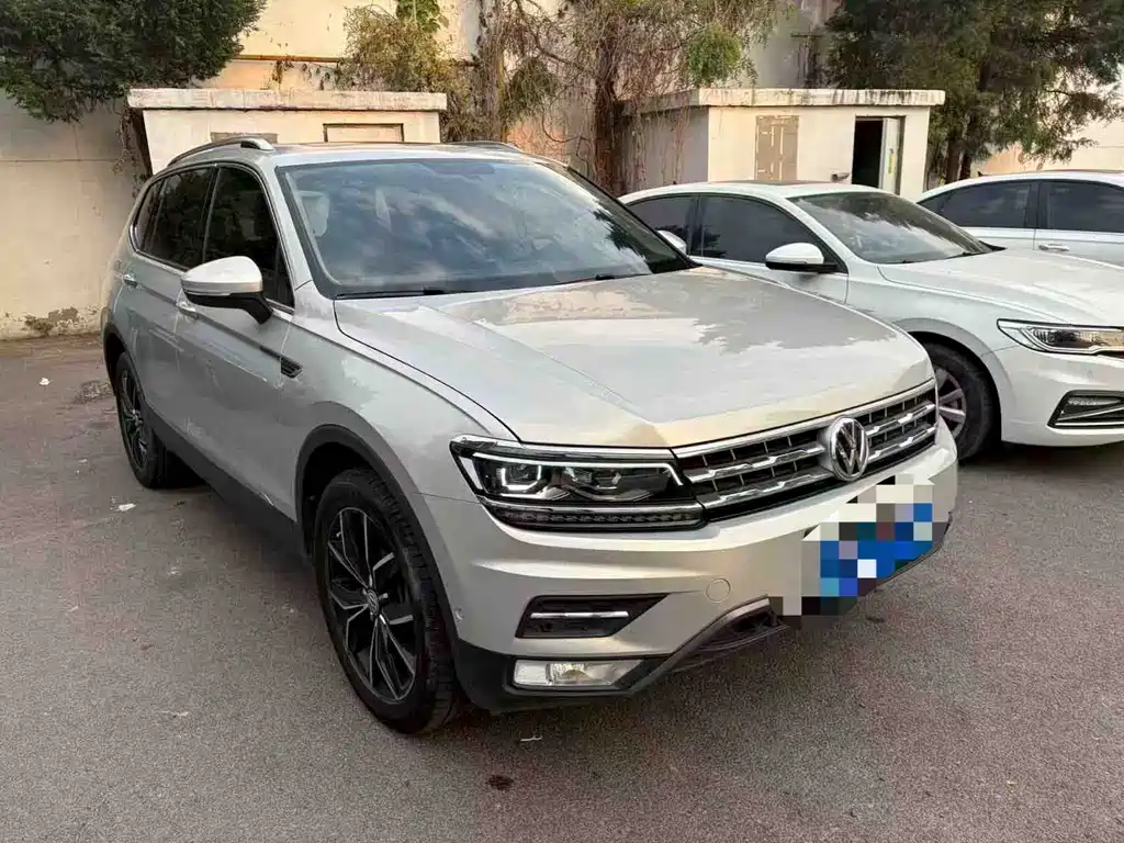 Volkswagen Tiguan L 2018 — фото 3