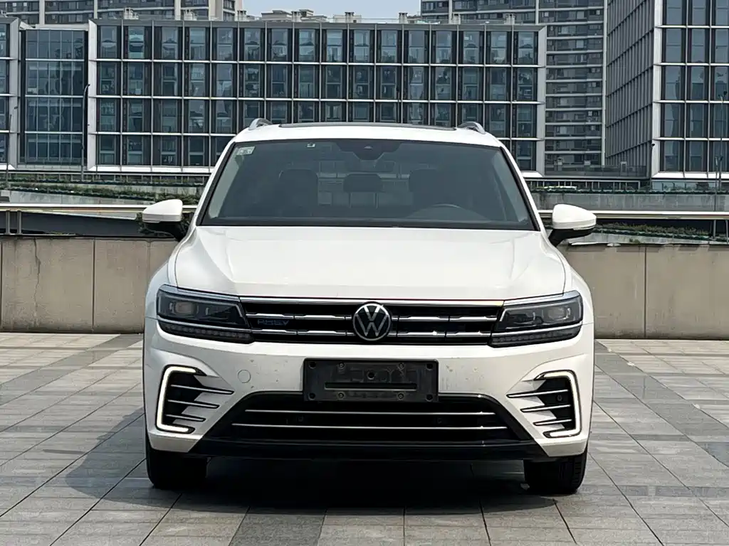 Volkswagen Tiguan L PHEV 2021