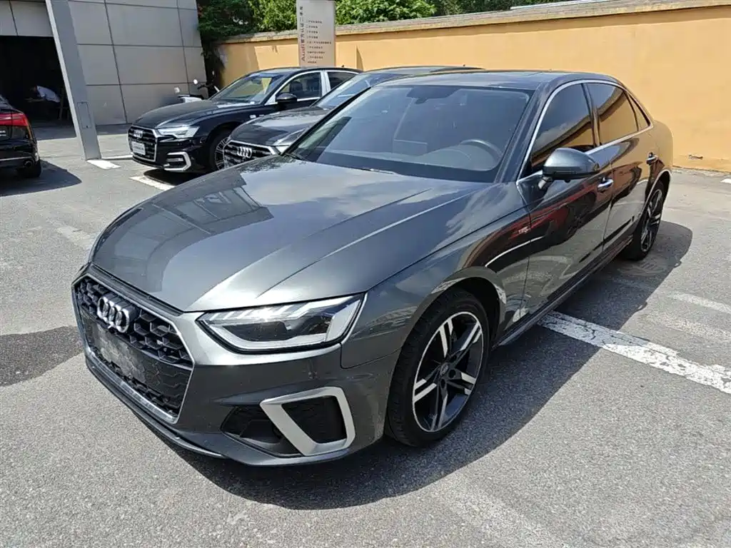 Audi A4L 2021 — фото 2
