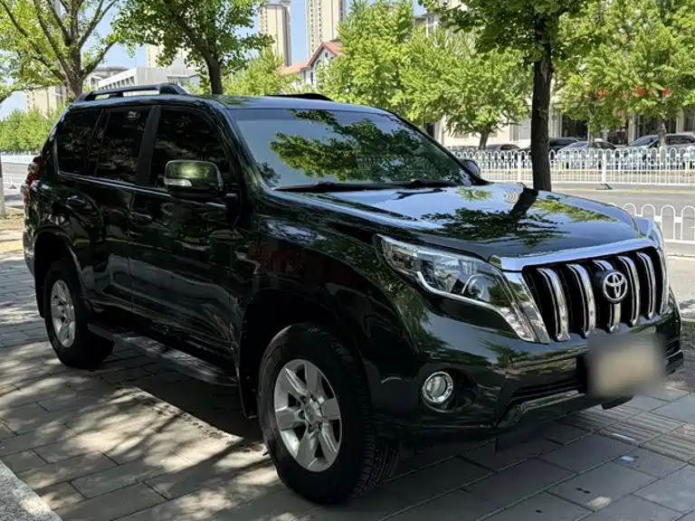 Toyota Prado 2016