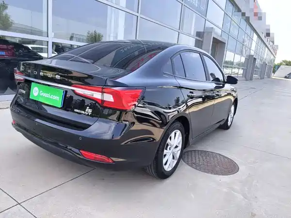 Roewe i5 2021