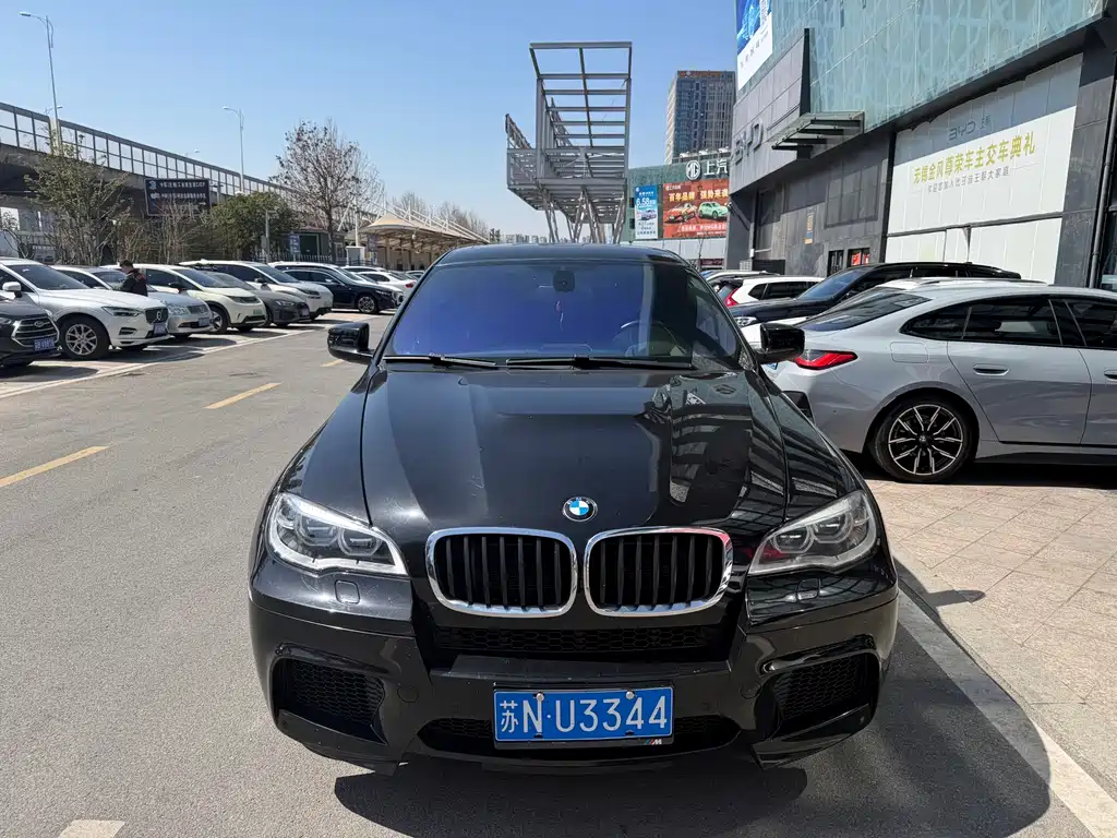 BMW X6 M 2014 — фото 2