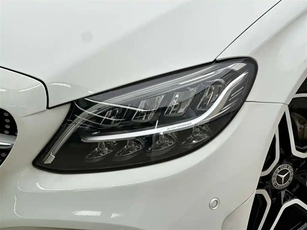 Mercedes-Benz C-Class 2020 — фото 15