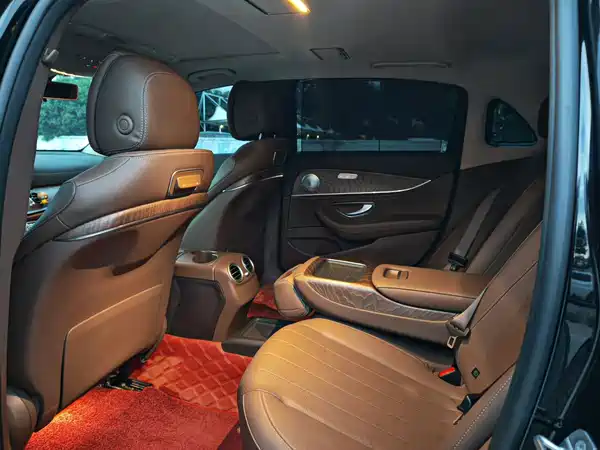 Mercedes-Benz E-Class 2018