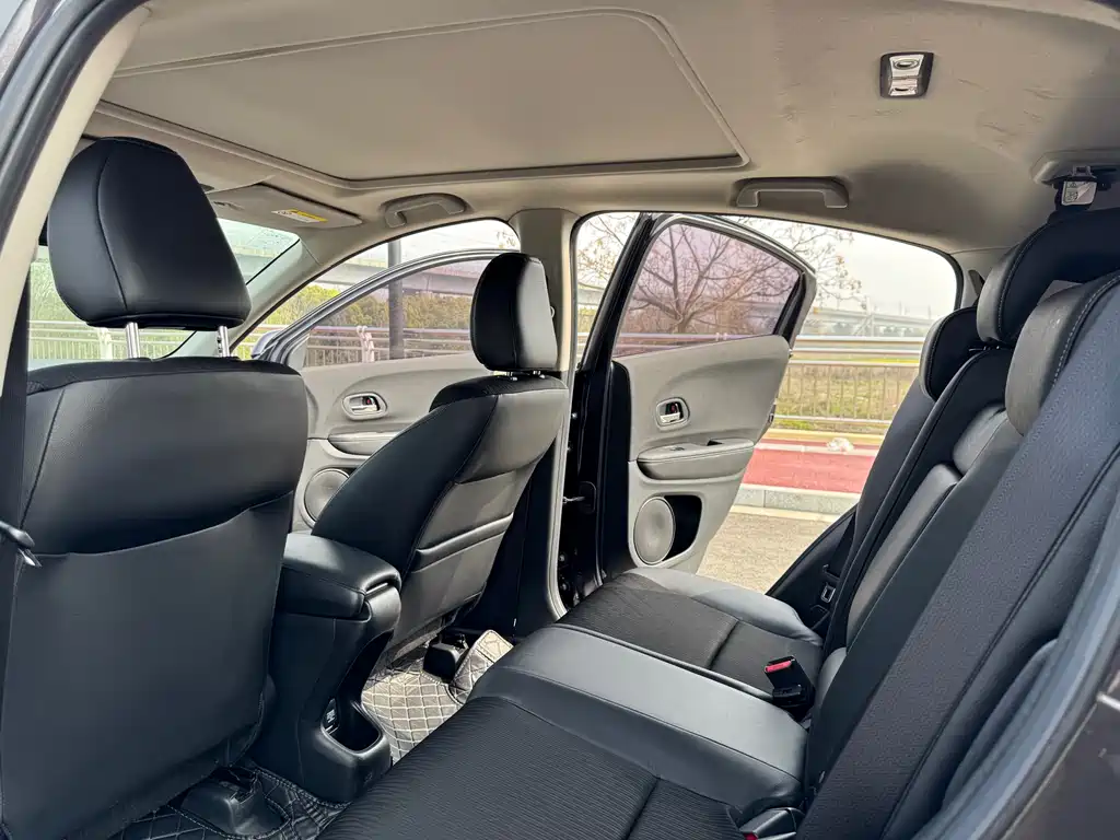 Honda Vezel 2019 — фото 18