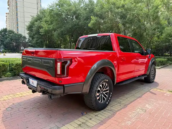 Ford F-150 Raptor 2020