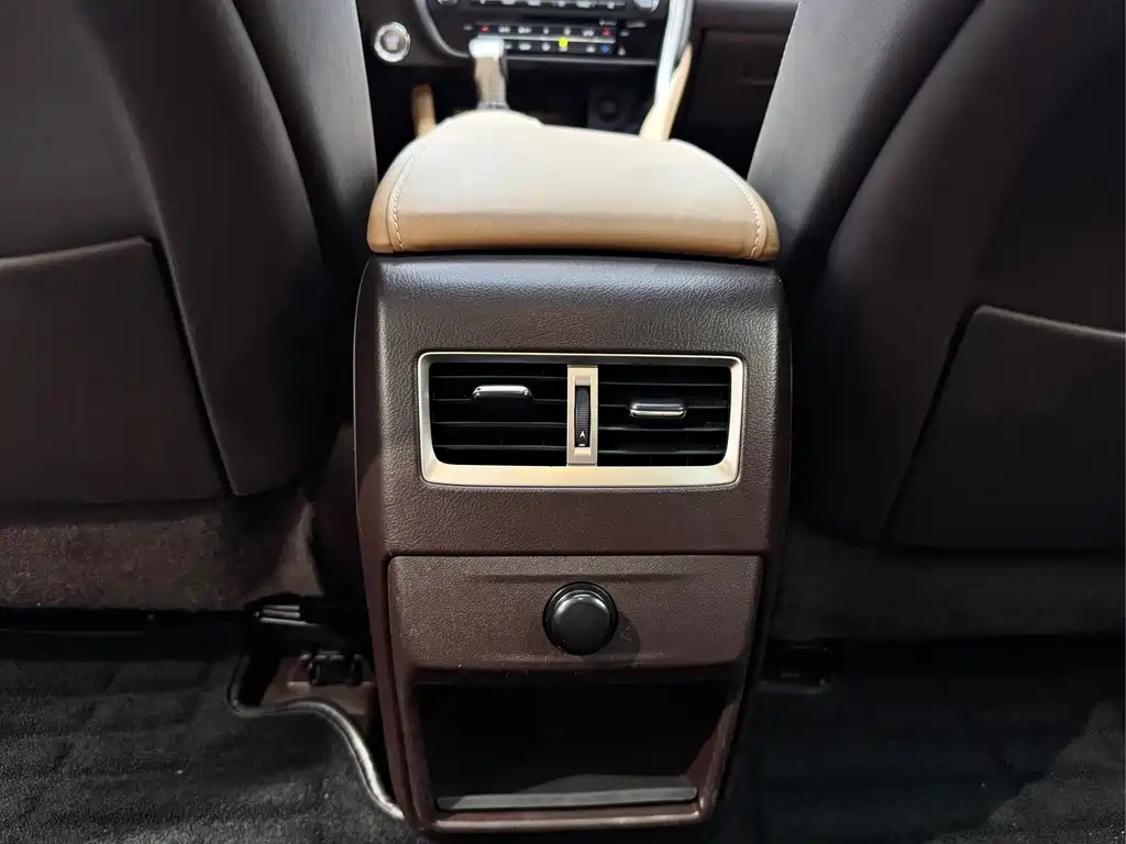 Lexus RX 2017 — фото 12