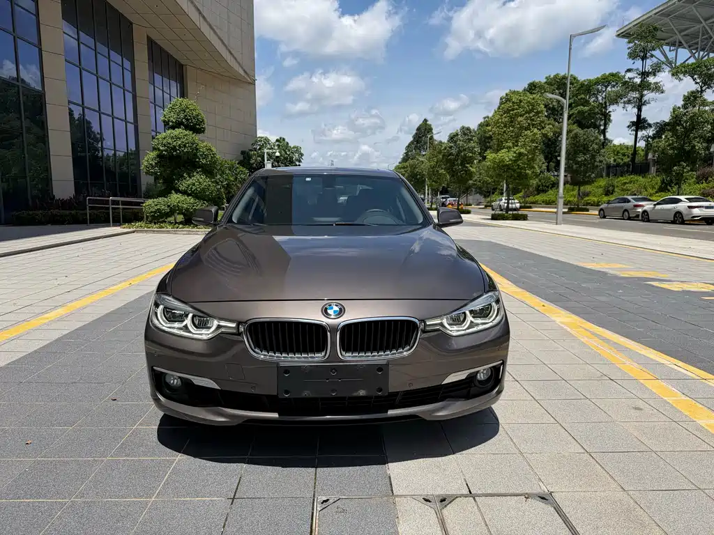 BMW 3 Series 2017