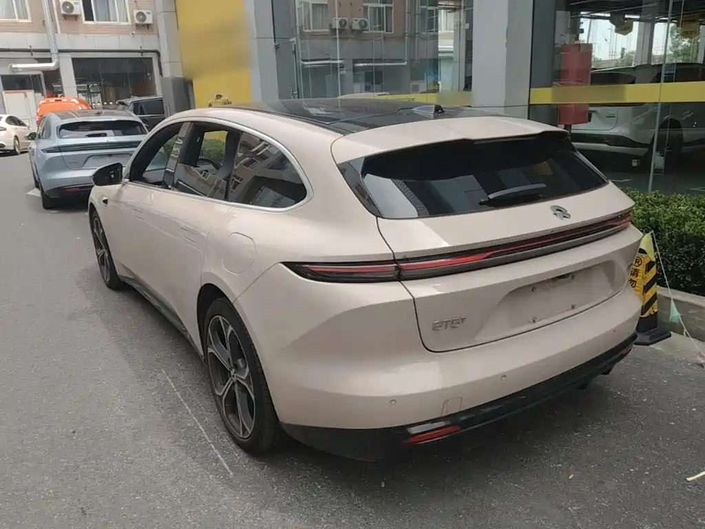 NIO ET5T 2025