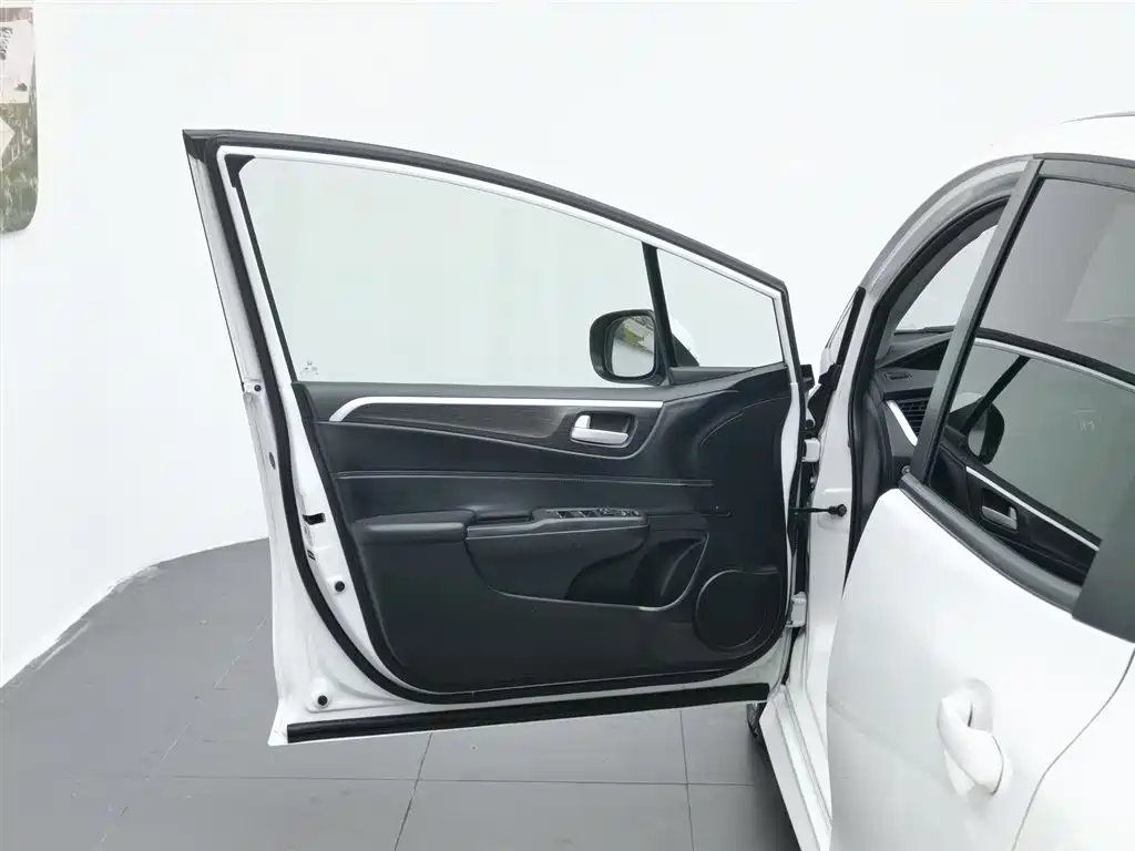 Honda Jade 2015 — фото 8