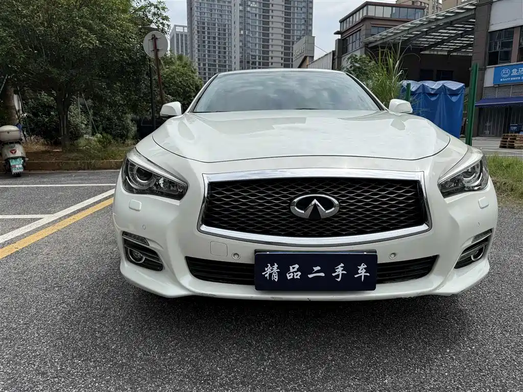 Infiniti Q50L 2016