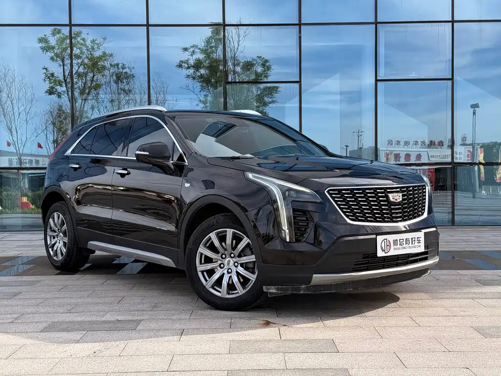 Cadillac XT4 2022 — фото 2
