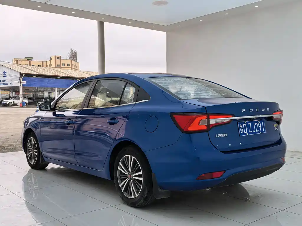 Roewe i5 2019 — фото 16
