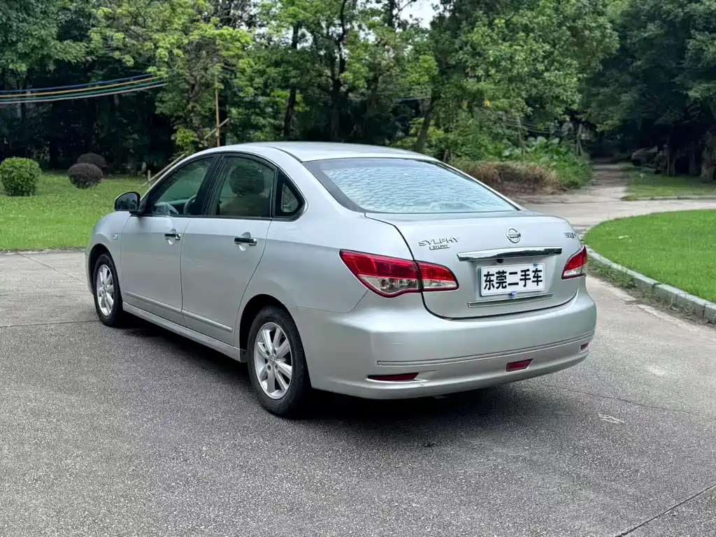 Nissan Sylphy 2016 — фото 13