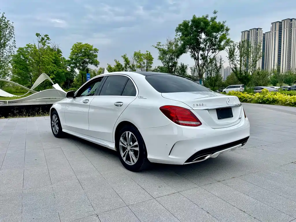 Mercedes-Benz C-Class 2016 — фото 19