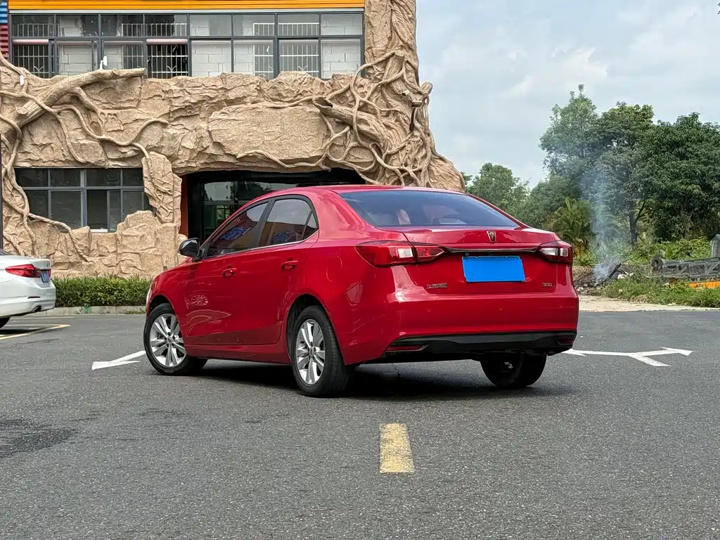 Roewe 360 2016