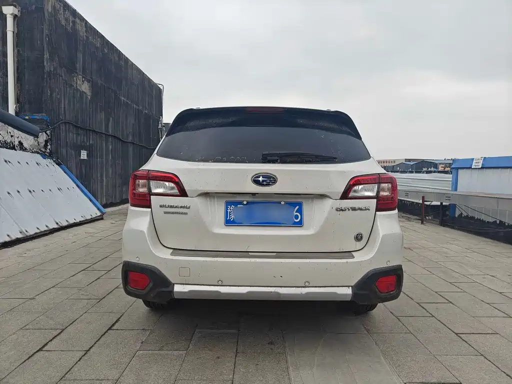 Subaru Outback 2015 — фото 5