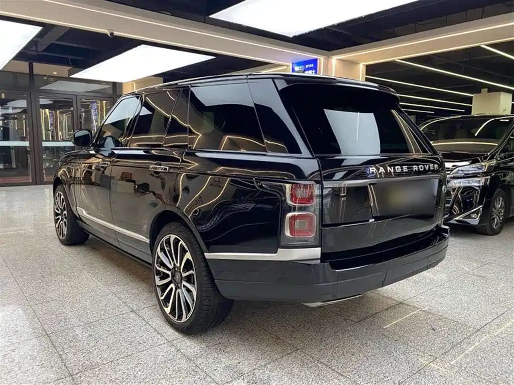 Land Rover Range Rover 2021 — фото 6