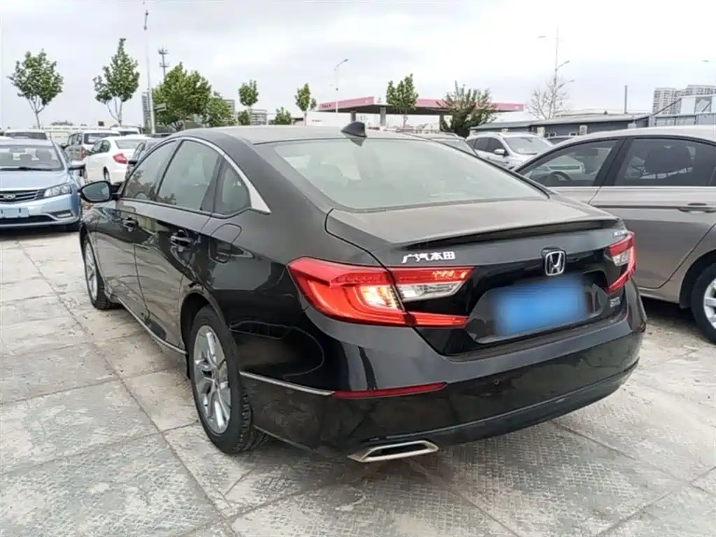 Honda Accord 2018 — фото 5