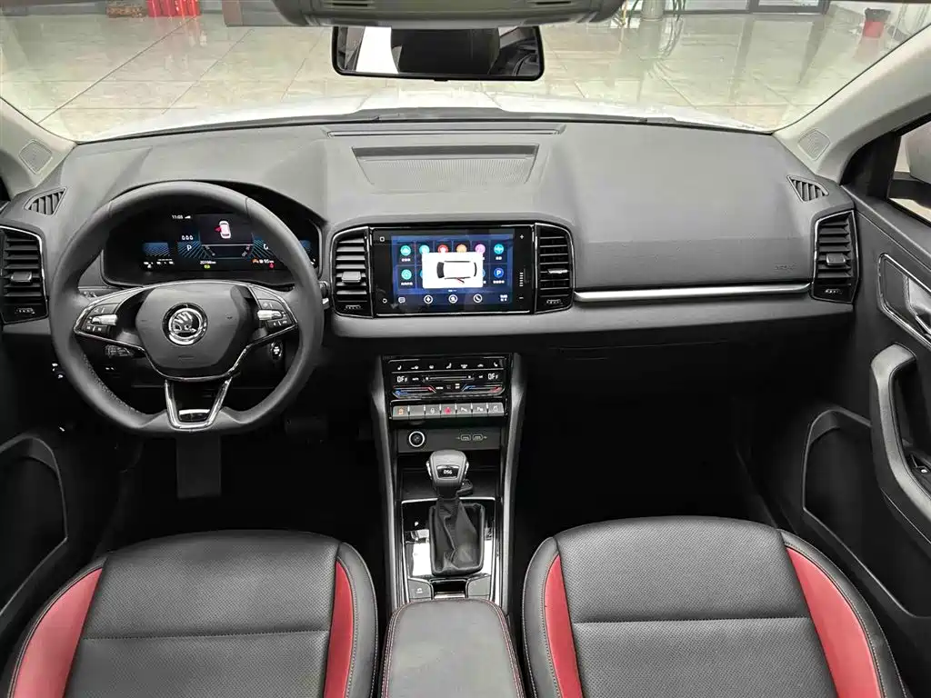 Skoda Karoq 2023 — фото 2