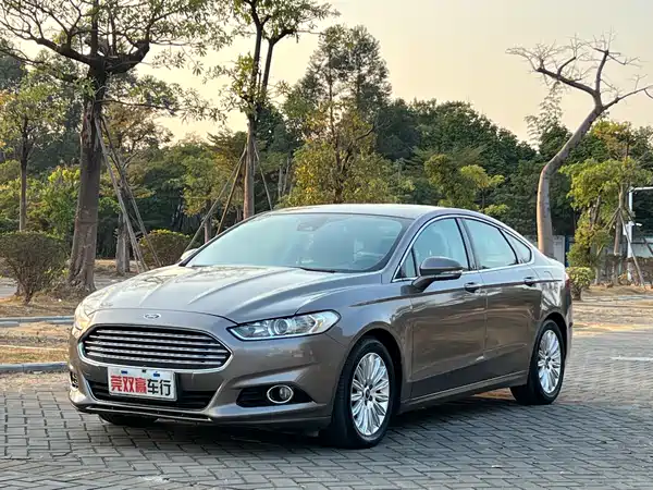 Ford Mondeo 2013