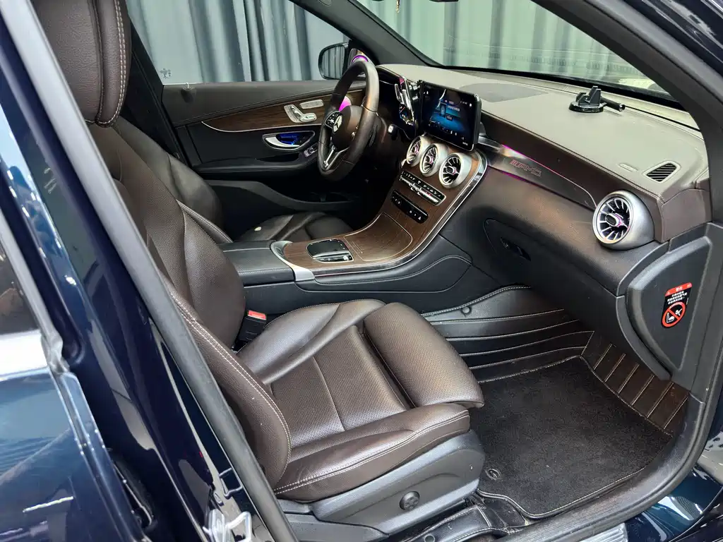 Mercedes-Benz GLC 2021 — фото 17
