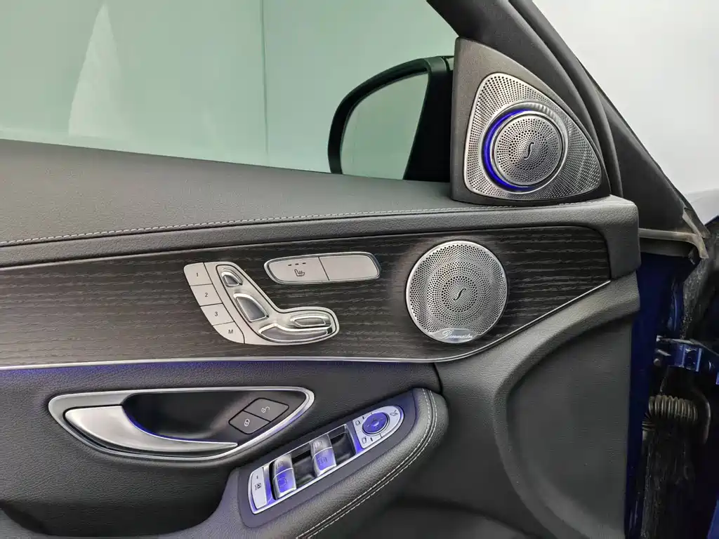 Mercedes-Benz C-Class 2021 — фото 18