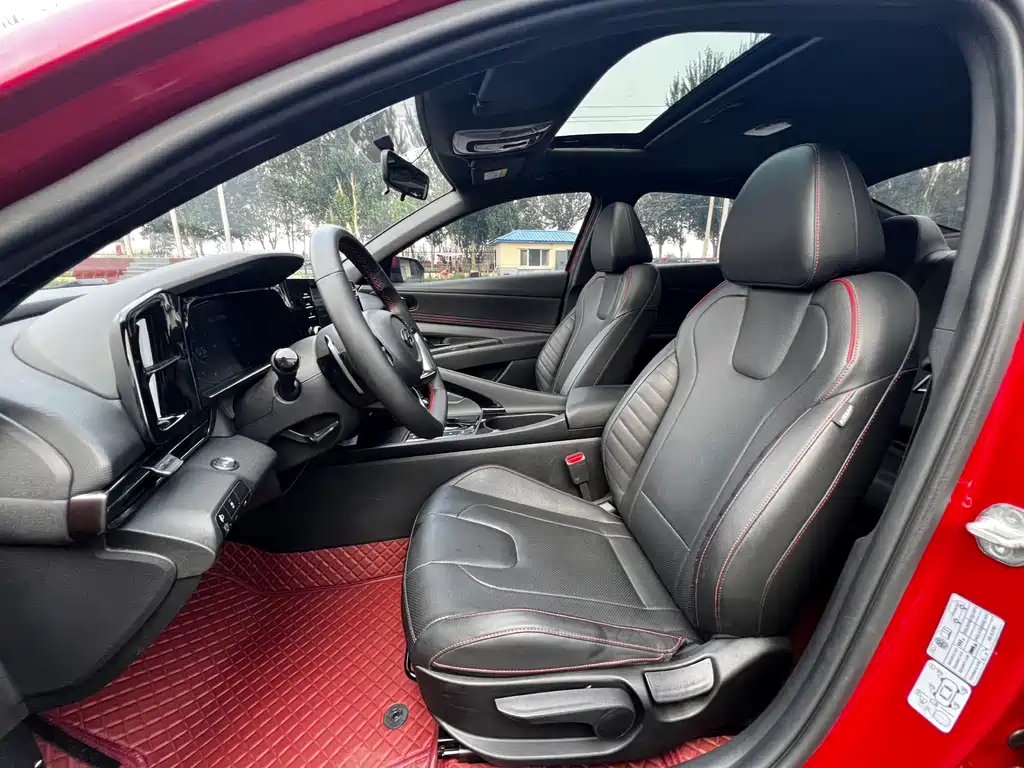 Hyundai Elantra 2023