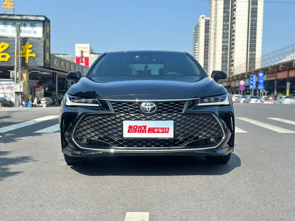 Toyota Avalon 2023 — фото 2
