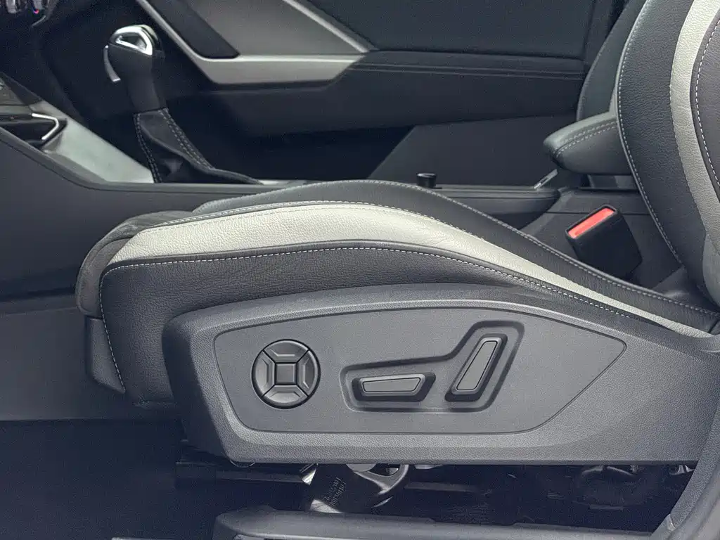 Audi Q3 2023 — фото 20