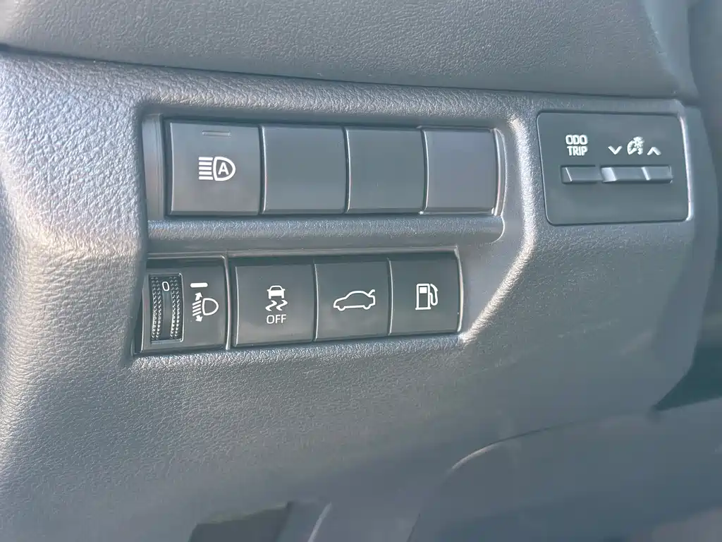 Toyota Avalon 2023 — фото 15