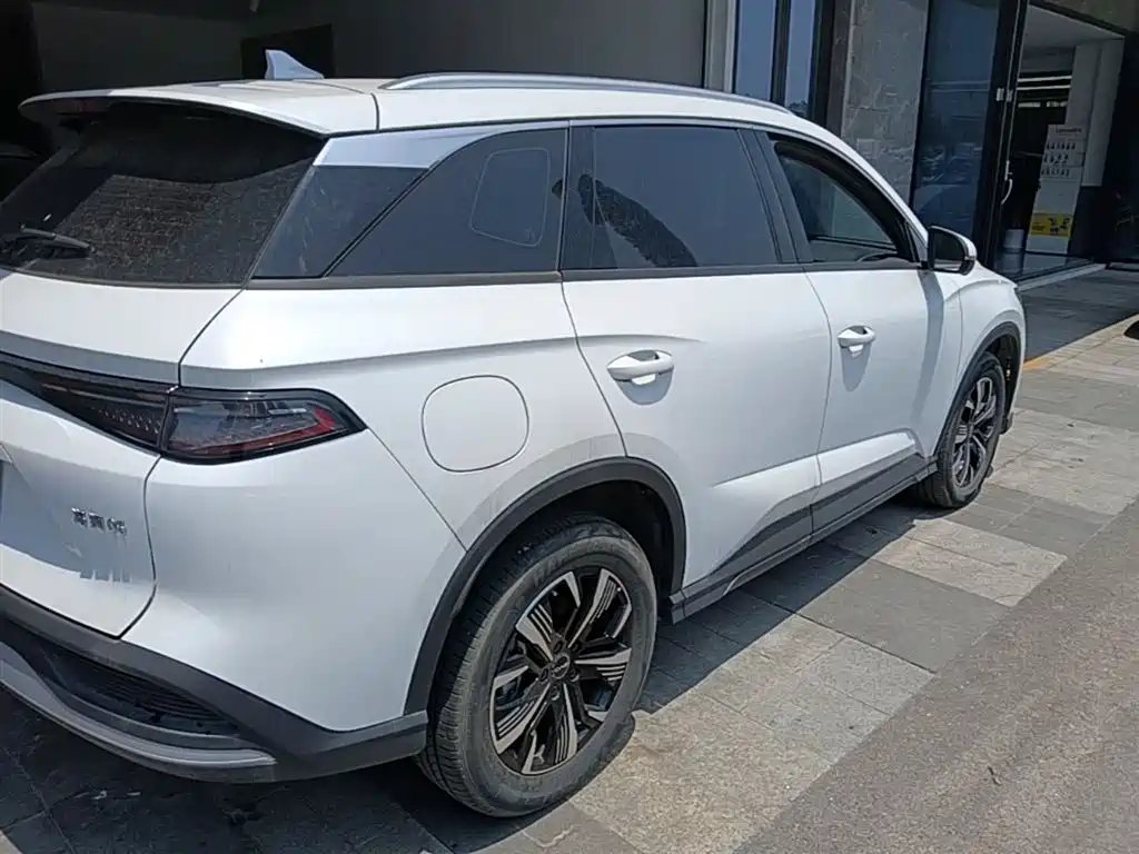 BYD Seal 05 DM-i 2024 — фото 7