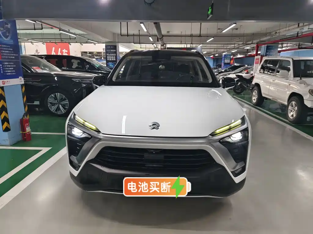 NIO ES8 2018