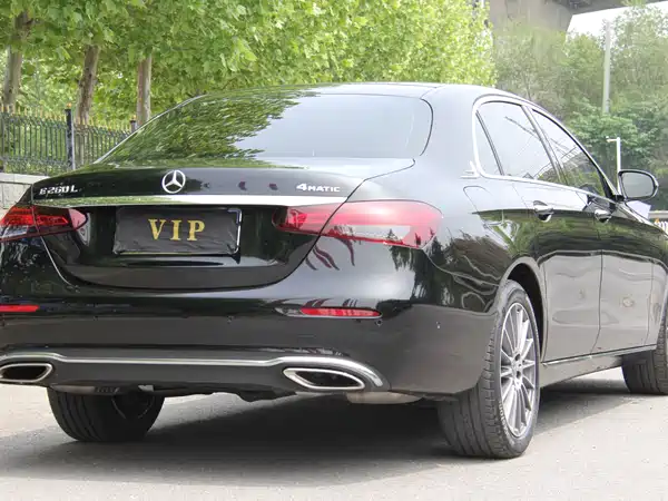 Mercedes-Benz E-Class 2022