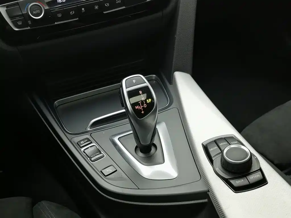 BMW 4 Series 2019 — фото 13