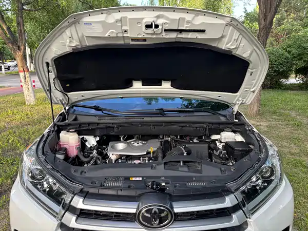 Toyota Highlander 2021