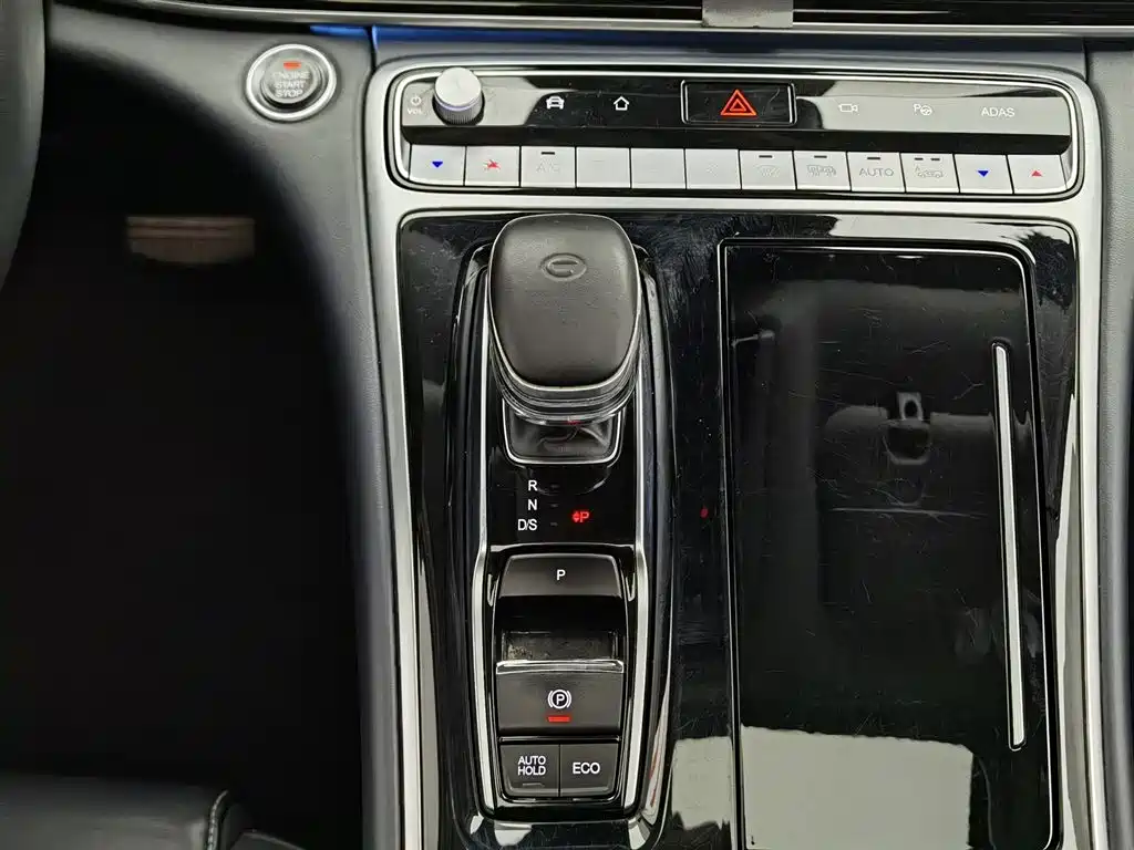 GAC Motor Trumpchi M8 2021 — фото 13
