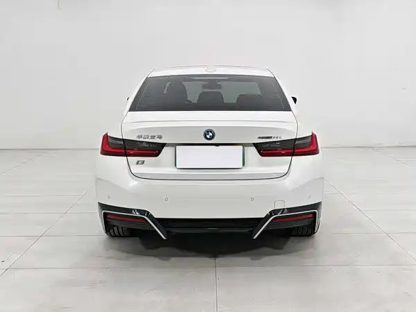 BMW i3 2022