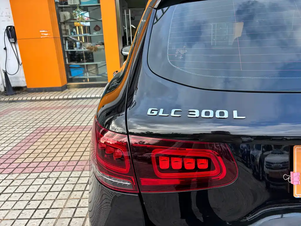 Mercedes-Benz GLC 2020 — фото 40