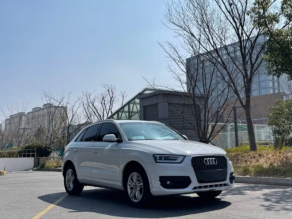 Audi Q3 2013