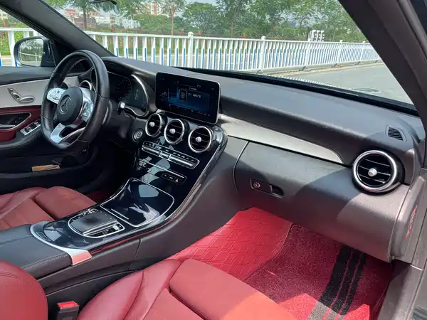 Mercedes-Benz C-Class 2020