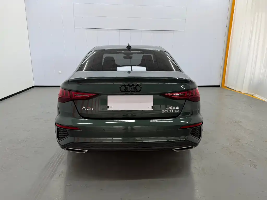 Audi A3 2021 — фото 12
