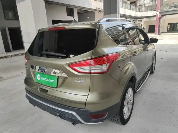 Ford Kuga 2015