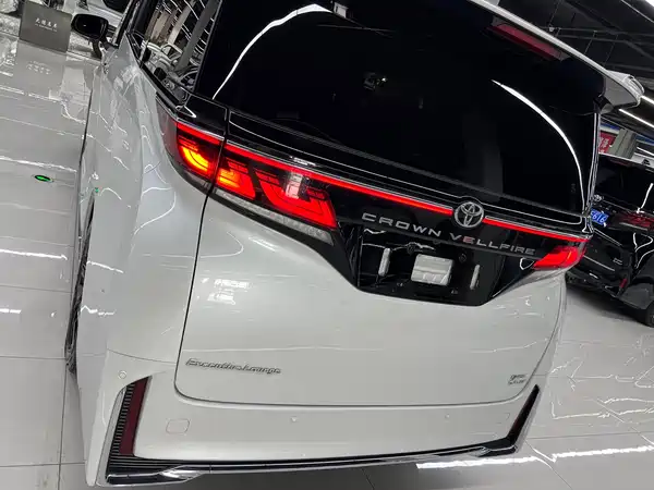 Toyota Wilfa 2025