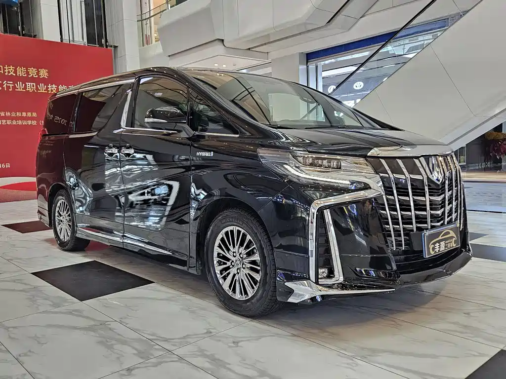 Toyota Alphard 2019 — фото 3