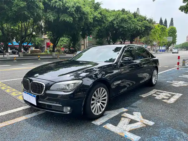 BMW 7 Series 2012