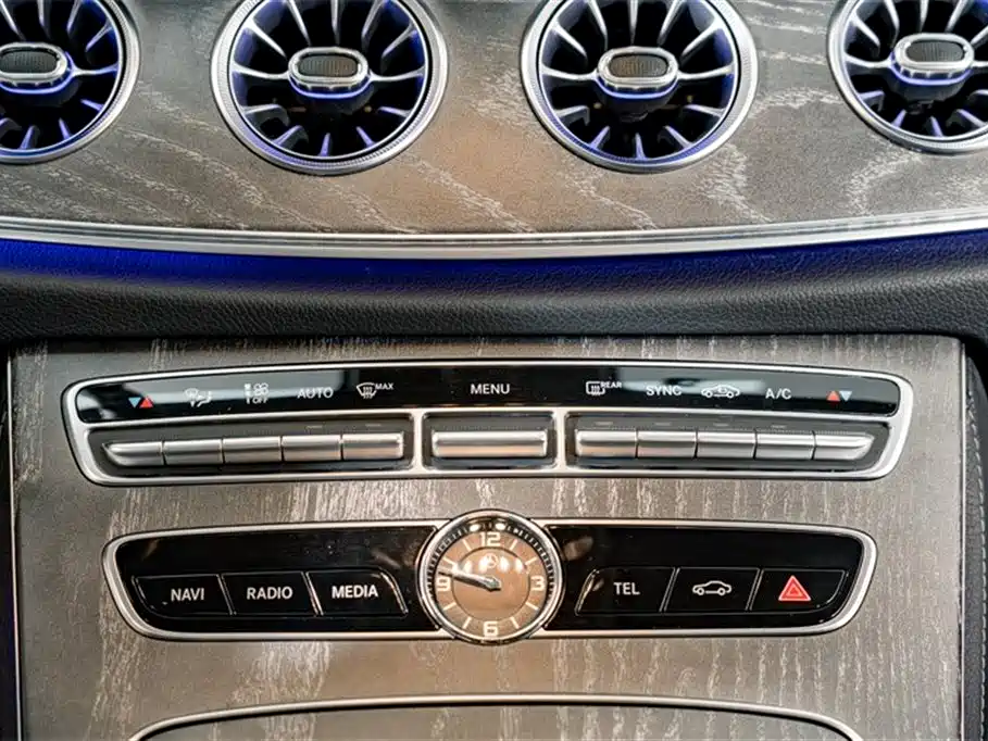 Mercedes-Benz CLS 2020 — фото 14